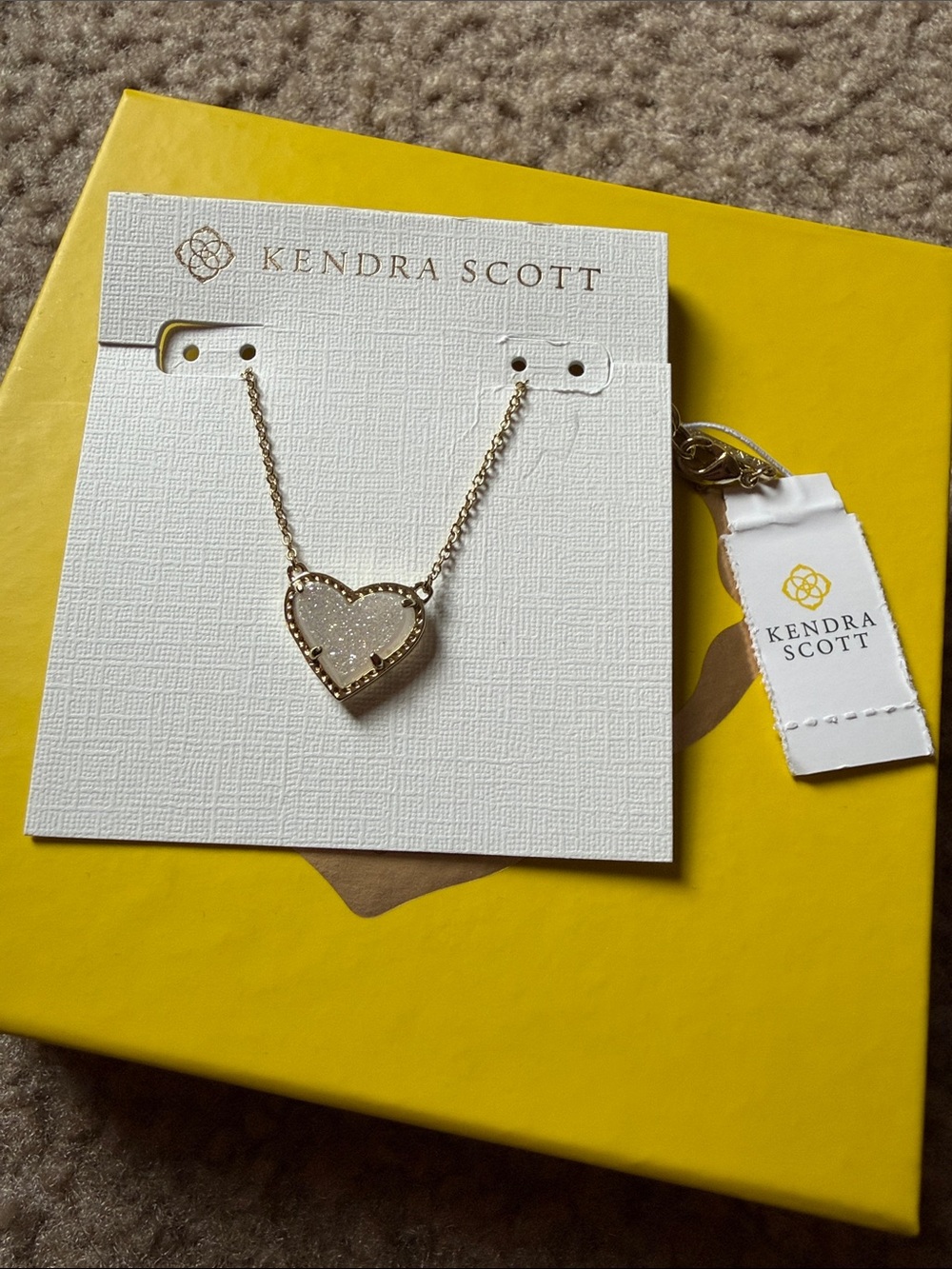Kendra Scott Ari Gold Heart Drusy Necklace - White Sparkle